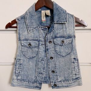 Lightweight Denim Vest